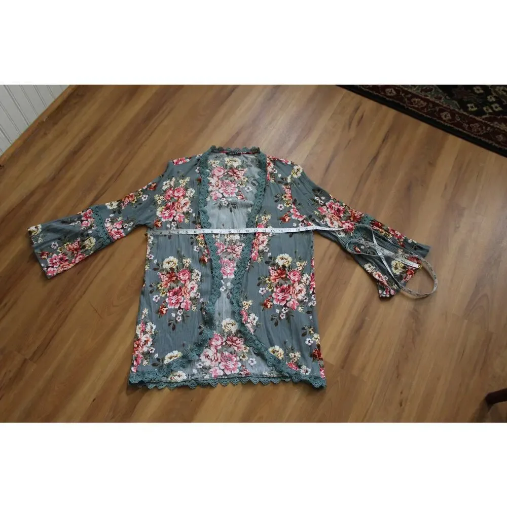 Women's Size Large Staccato Cardigan Lace border area sides Roses BOHO - Picture 5 of 8